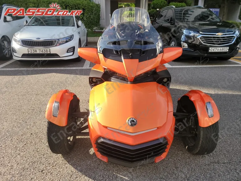 Brp Can-Am Spyder F3 Limited - фото 5