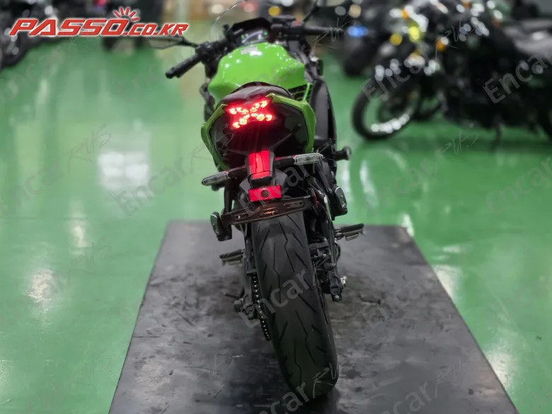 Kawasaki Ninja 650 Abs - фото 2