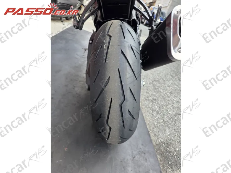 Kawasaki Zx 6 R - фото 5
