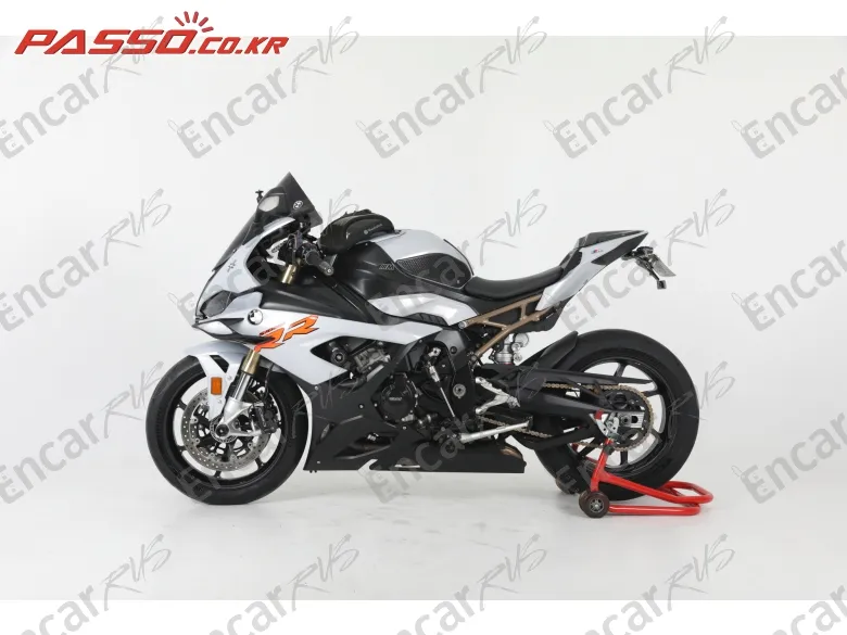 BMW S 1000 RR - фото 1