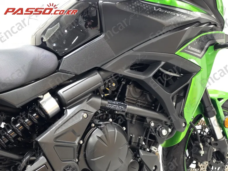 KAWASAKI VERSYS 650 - фото 4