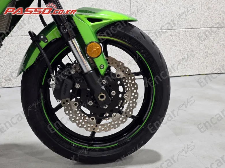 KAWASAKI VERSYS 650 - фото 5