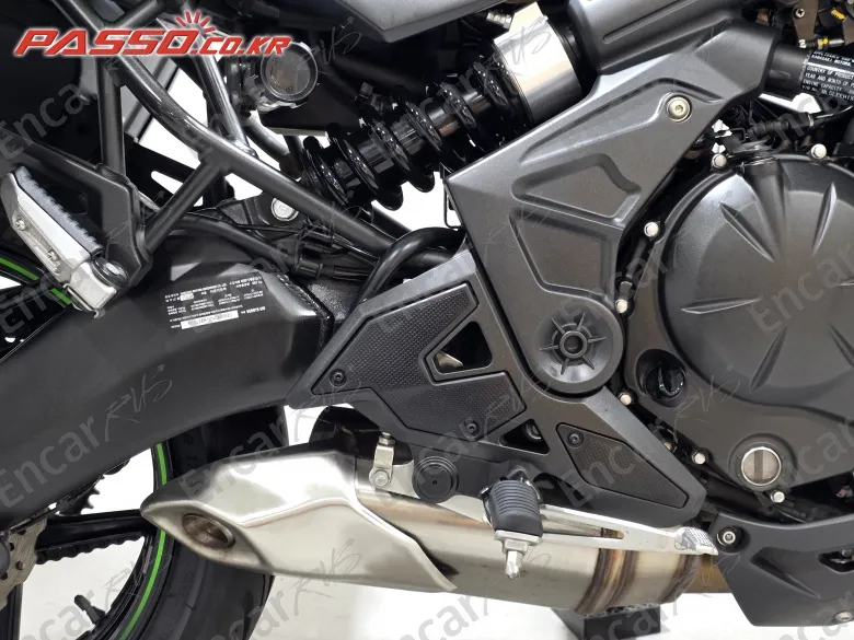 KAWASAKI VERSYS 650 - фото 6