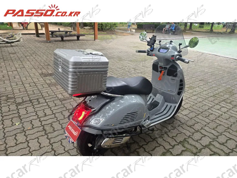Vespa Gts 300 Super Tech - фото 2