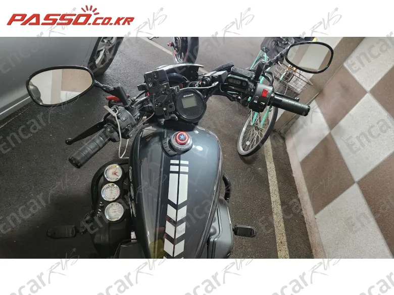 Yamaha Bolt 950 - фото 3