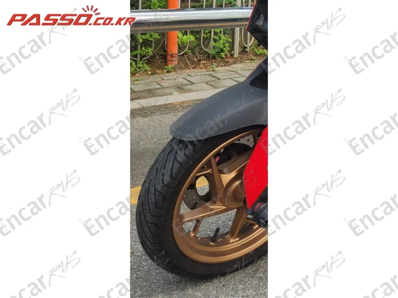 Yamaha X Max 300 Abs - фото 5