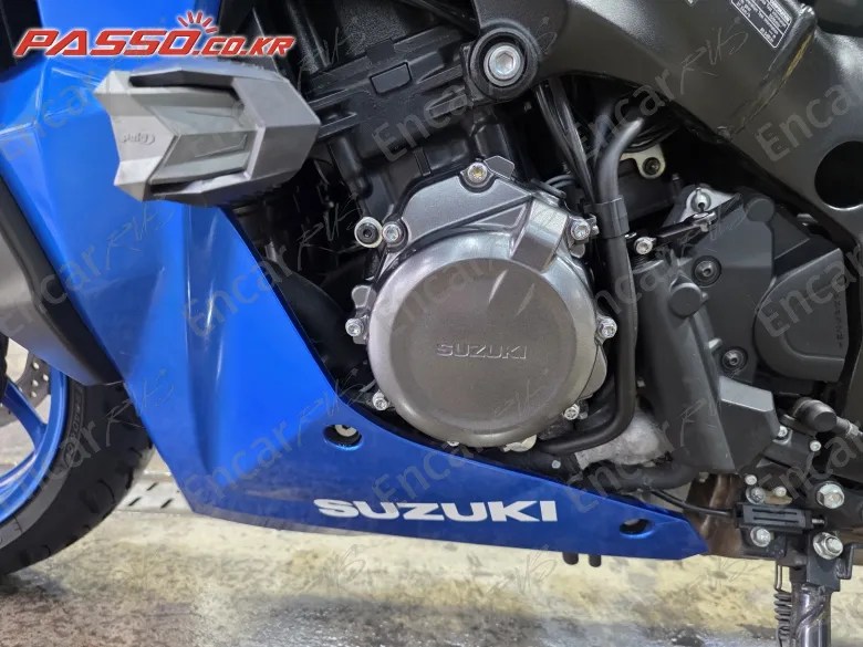 Suzuki Gsx S 1000 Gt - фото 4