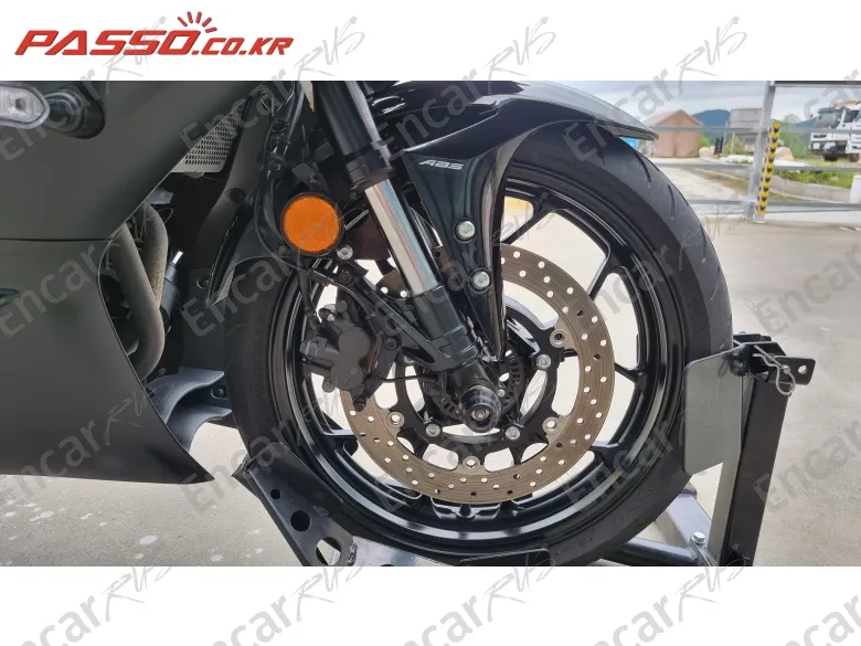 Yamaha Yzf R3 - фото 5