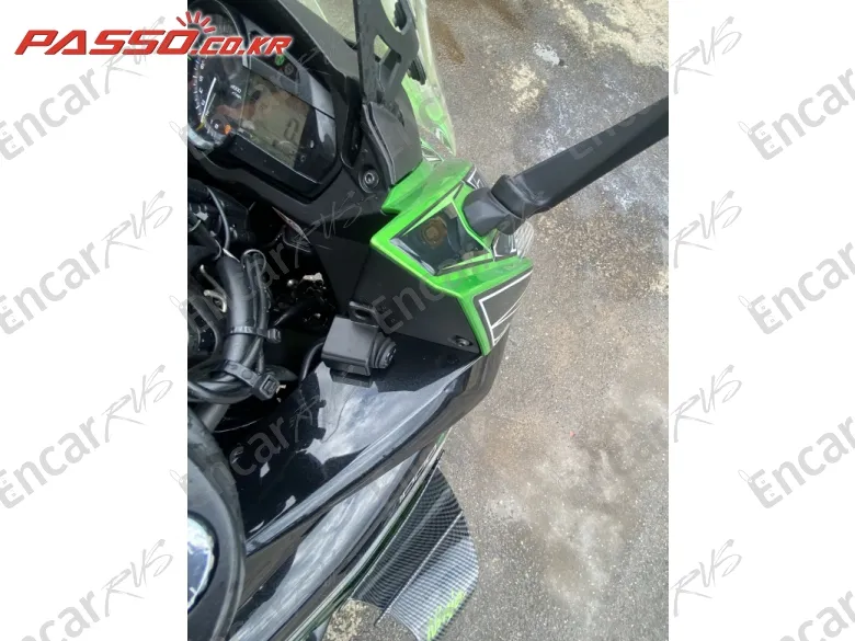 Kawasaki Z 1000 Sx - фото 4