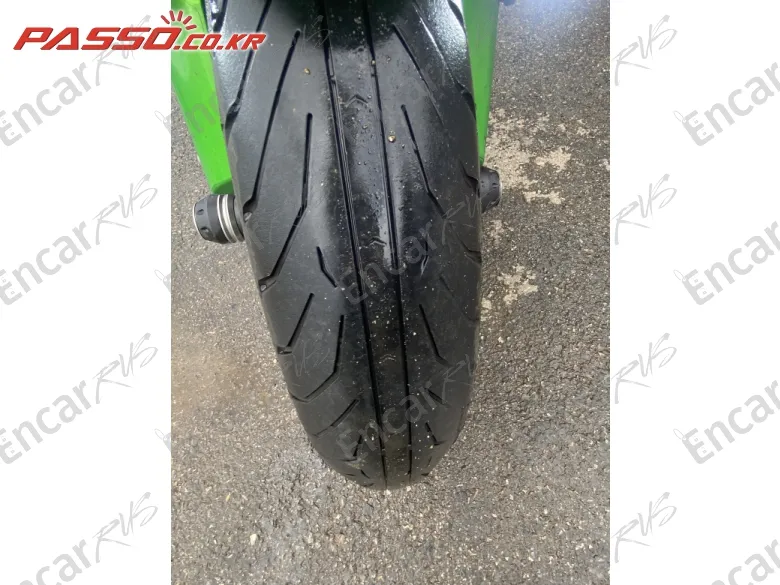 Kawasaki Z 1000 Sx - фото 5