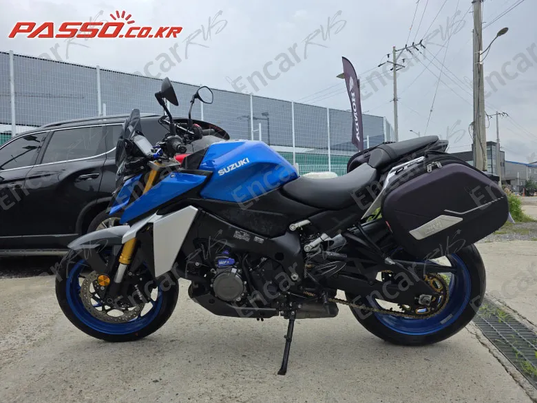 Suzuki Gsx S 1000 - фото 1