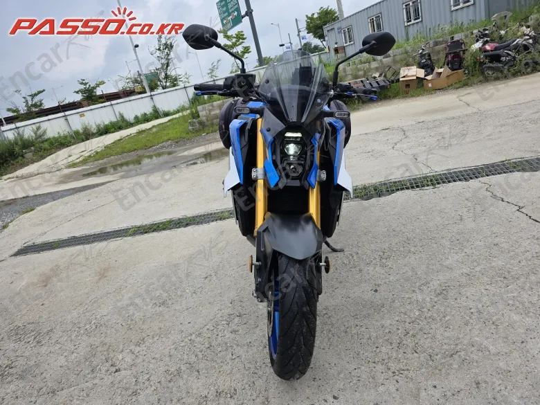 Suzuki Gsx S 1000 - фото 2