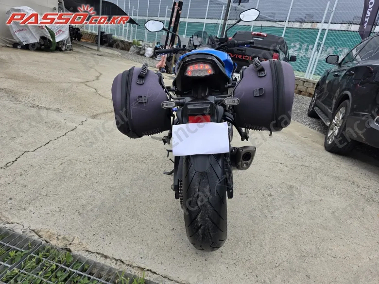 Suzuki Gsx S 1000 - фото 3