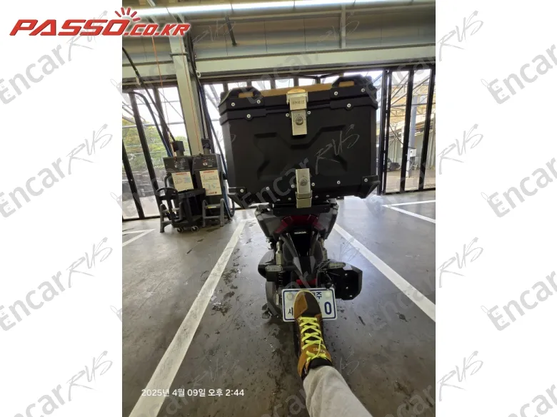 Honda Adv 350 - фото 2