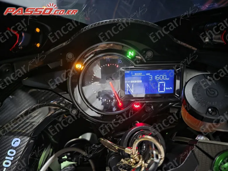 KAWASAKI NINJA H2 - фото 4
