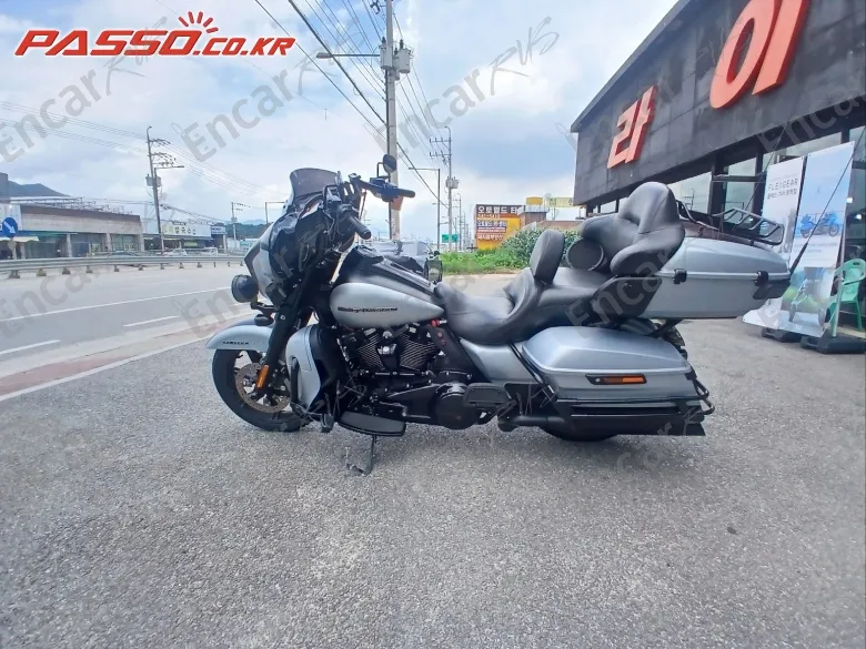 Harley-Davidson Ultra Limited - фото 1