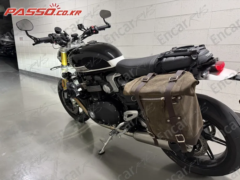 Triumph Speed Twin 1200 - фото 2