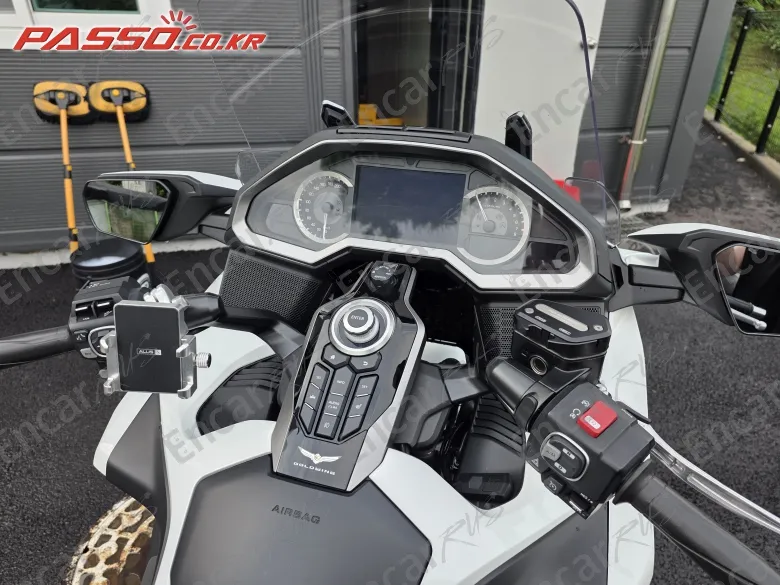 HONDA GOLDWING TOUR DCT AIRBAG - фото 3
