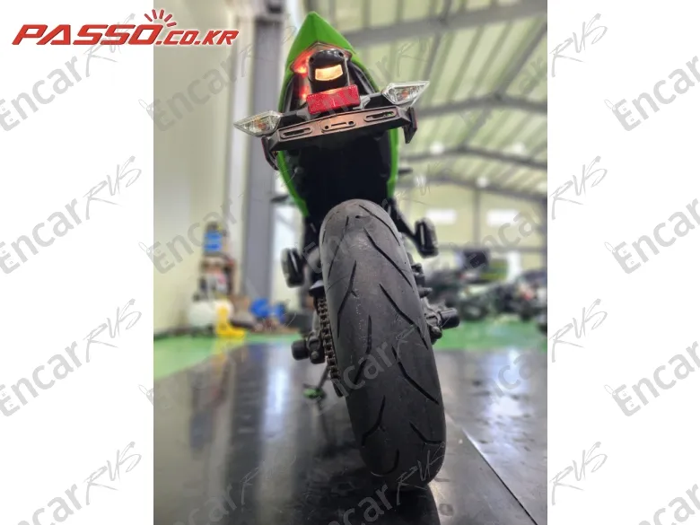 Kawasaki Ninja 650 Abs - фото 2