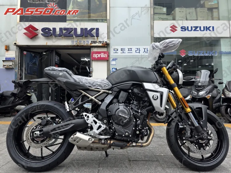 SUZUKI GSX 8 T - фото 0