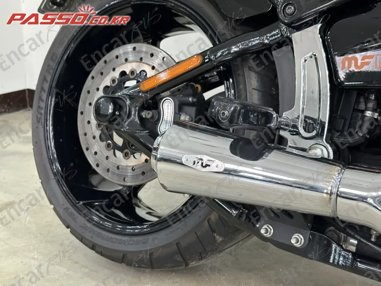 Harley-Davidson Breakout - фото 6