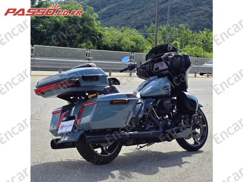 Harley-Davidson Flhx - фото 3