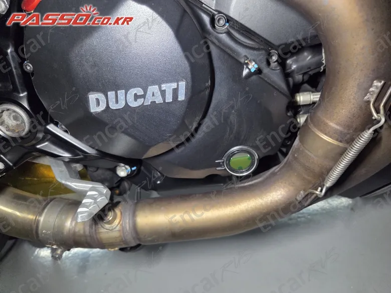 DUCATI MONSTER 1200 R - фото 4