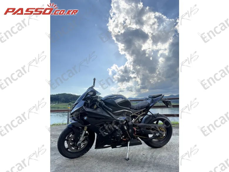 BMW S 1000 RR - фото 1