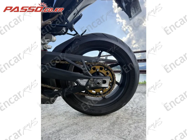 BMW S 1000 RR - фото 5
