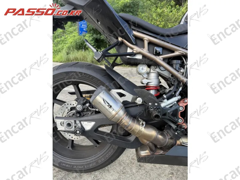 BMW S 1000 RR - фото 6
