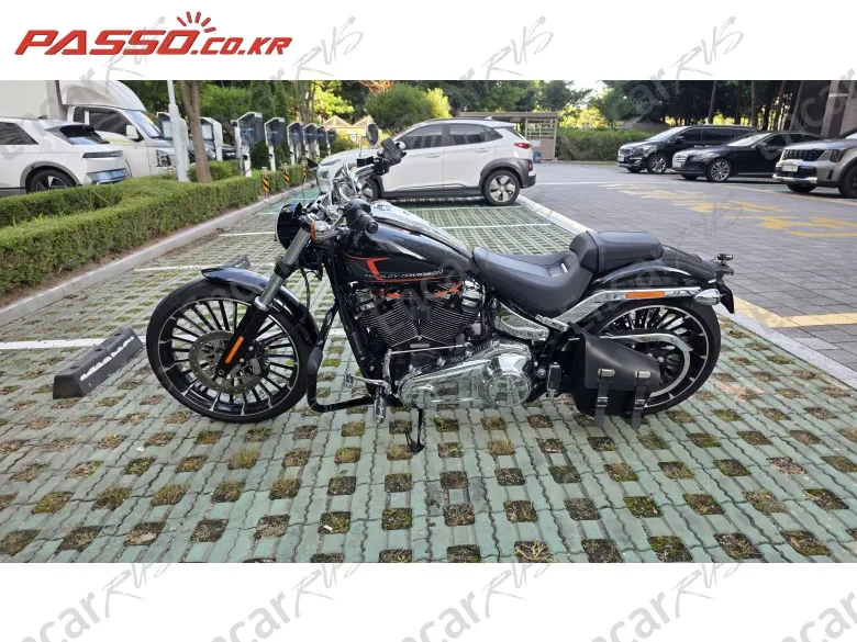 Harley-Davidson Breakout 117 - фото 1