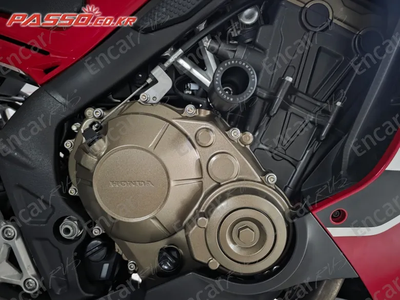 HONDA CBR 650 F - фото 4