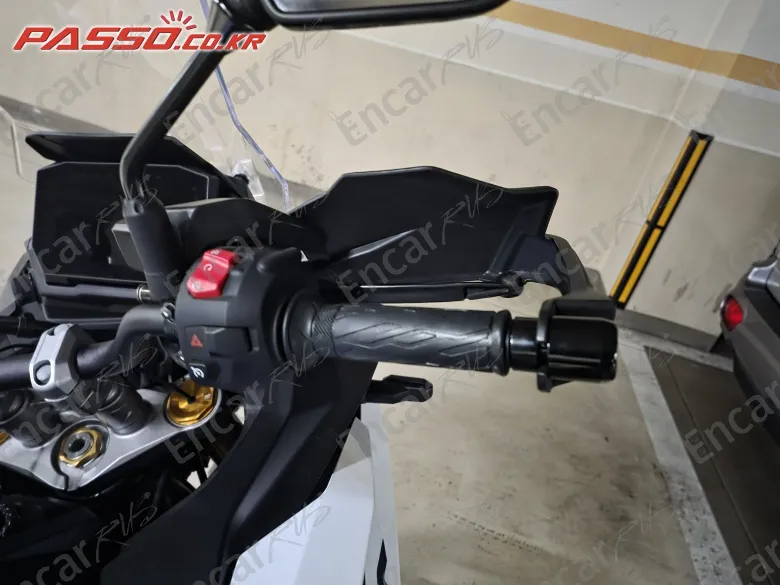 Suzuki Gsx S 1000 Gx - фото 3