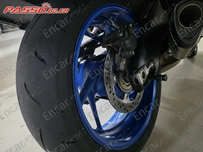 Suzuki Gsx S 1000 Gx - фото 5