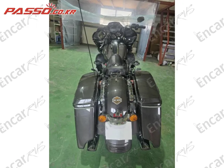 Harley-Davidson Road Glide Special - фото 2