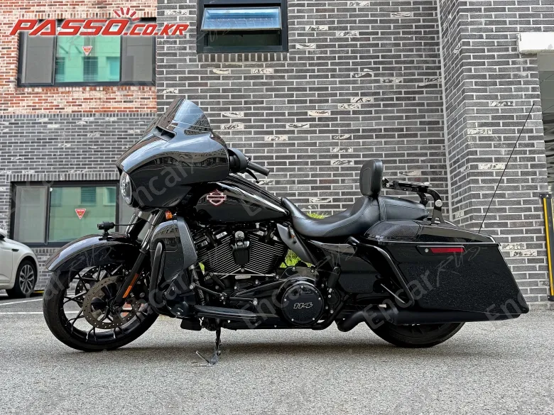Harley-Davidson Flhxs Street Glide Special - фото 1