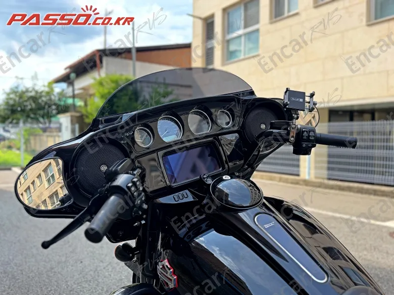 Harley-Davidson Flhxs Street Glide Special - фото 3