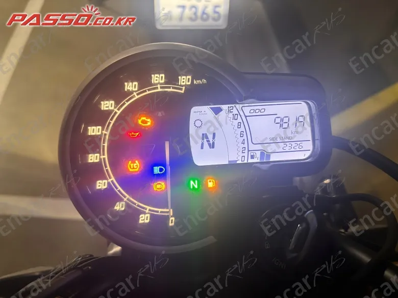 TRIUMPH SPEED 400 - фото 3