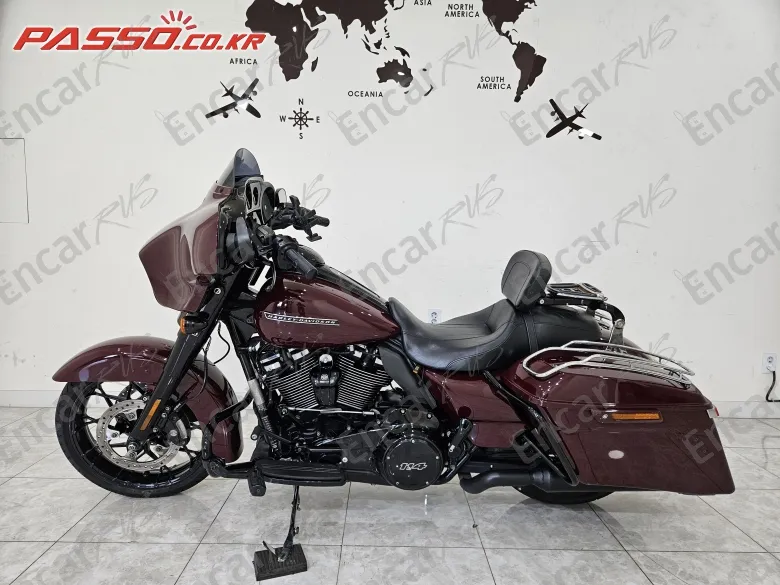 Harley-Davidson Flhxs Street Glide Special - фото 1