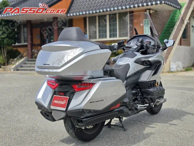 HONDA GOLDWING TOUR DCT AIRBAG - фото 2