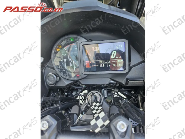 KAWASAKI VERSYS 1000 SE - фото 3