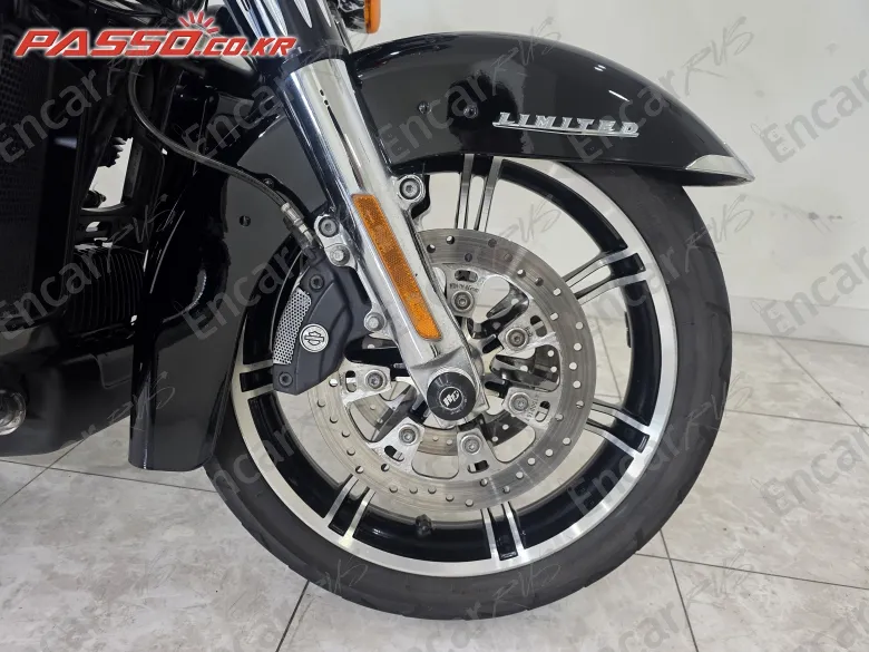 Harley-Davidson Ultra Limited - фото 5