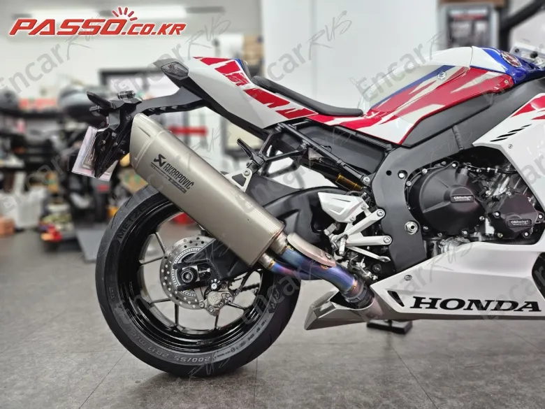 HONDA CBR 1000 RR-R FIREBLADE SP - фото 6