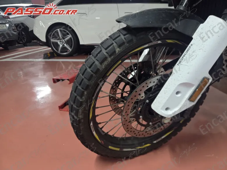 Husqvarna Norden 901 - фото 4