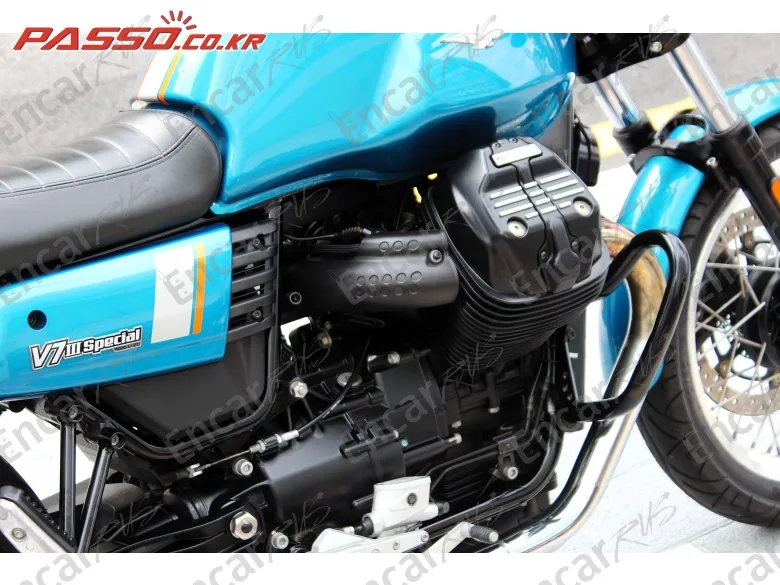 Moto Guzzi V7 Ⅲ Special - фото 6