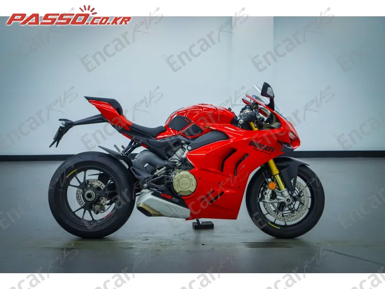 Ducati Panigale V4 S - фото 0