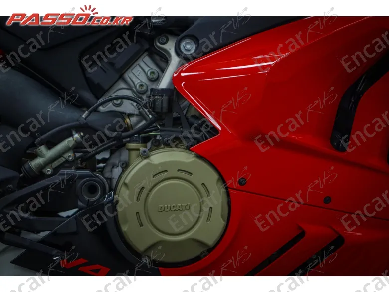 Ducati Panigale V4 S - фото 4