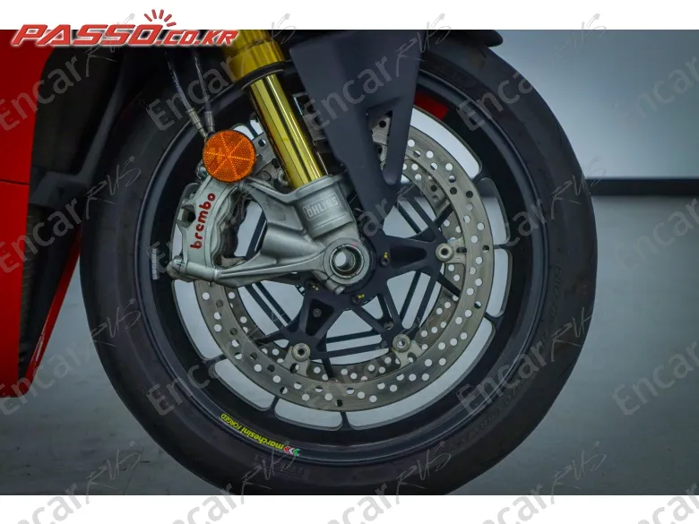 Ducati Panigale V4 S - фото 5