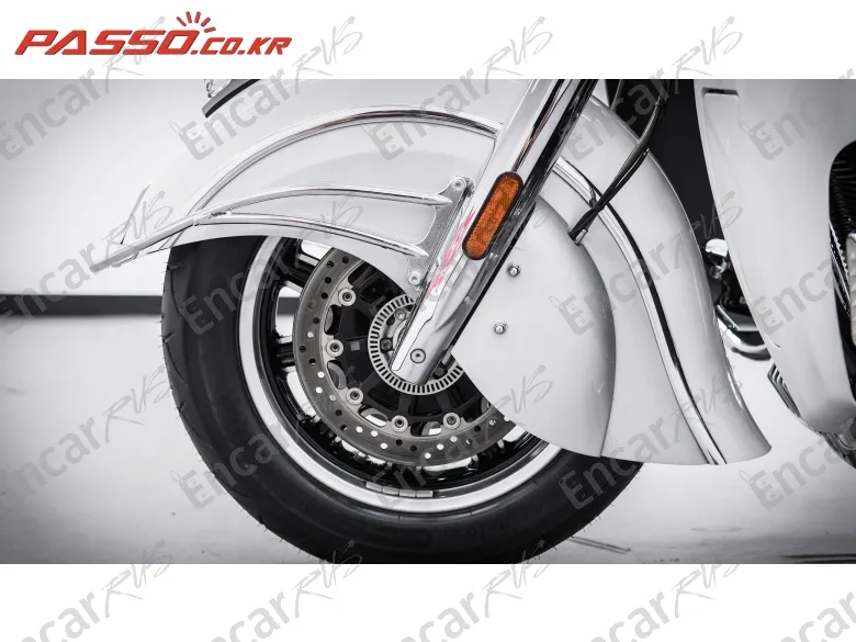 Indian Chief Roadmaster - фото 5