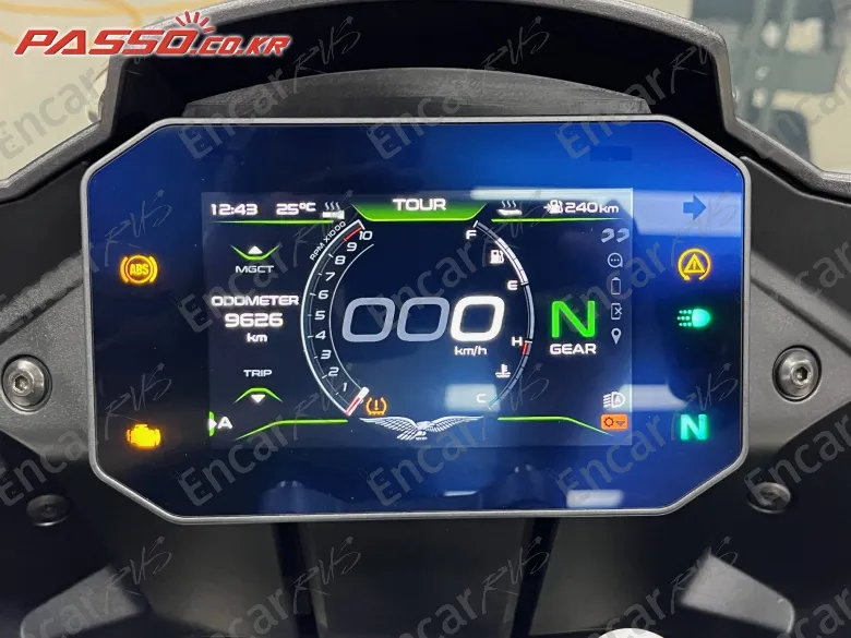 Moto Guzzi V100 Mandello S - фото 3